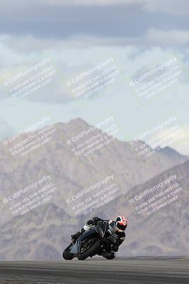 media/Nov-16-2025-Race Pace (Sun) [[8c5fa54630]]/Verified Riders/5-Turn 9 (1135am)/